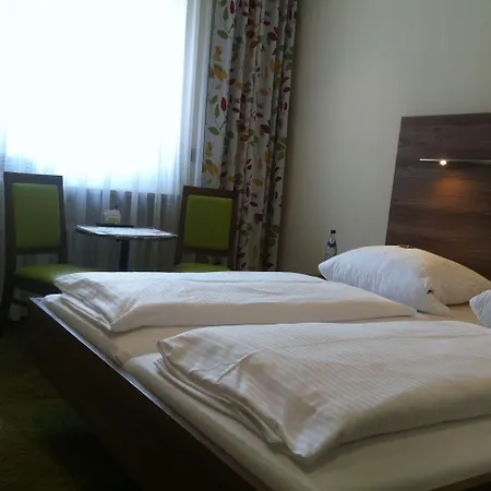 Hauser An Der Universitaet München