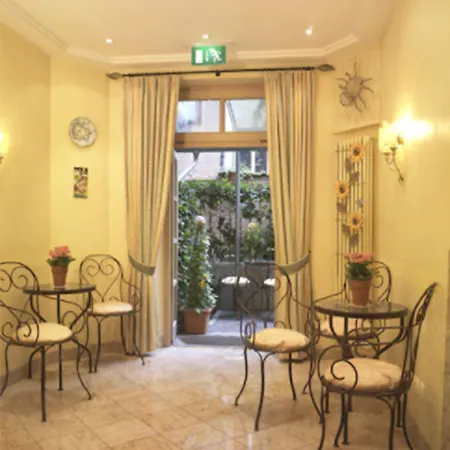 Hotel Hauser An Der Universitaet 3*