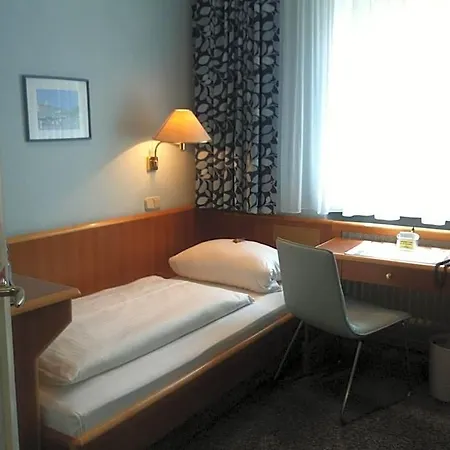 Hauser An Der Universitaet Ξενοδοχείο 3*