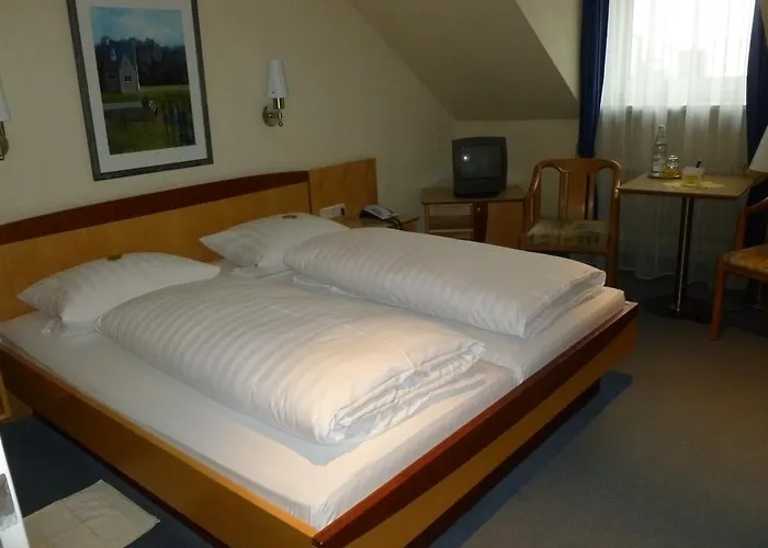 Hauser An Der Universitaet München