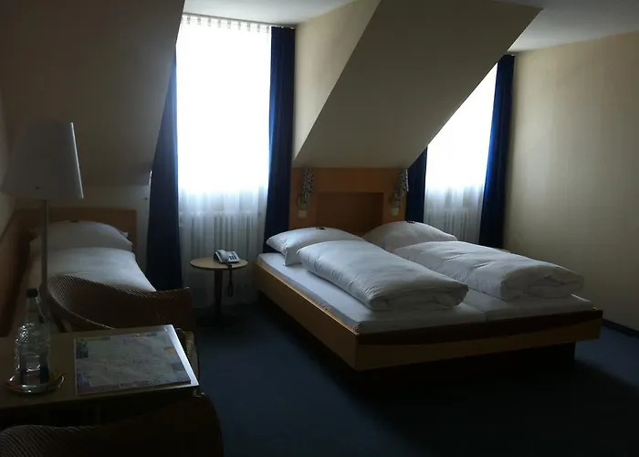 Hauser An Der Universitaet München